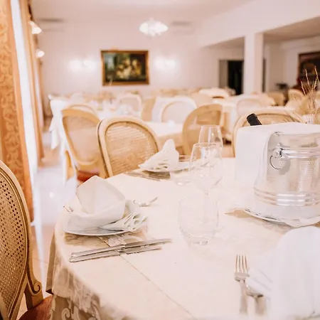 Hotel Magnolia 4*